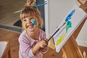 10 nombres de bebé que representan creatividad
