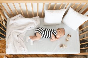 Cómo elegir una buena cuna para el bebé